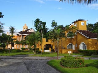 CASA EN VENTA Y RENTA EN AMATIQUE BAY - 5