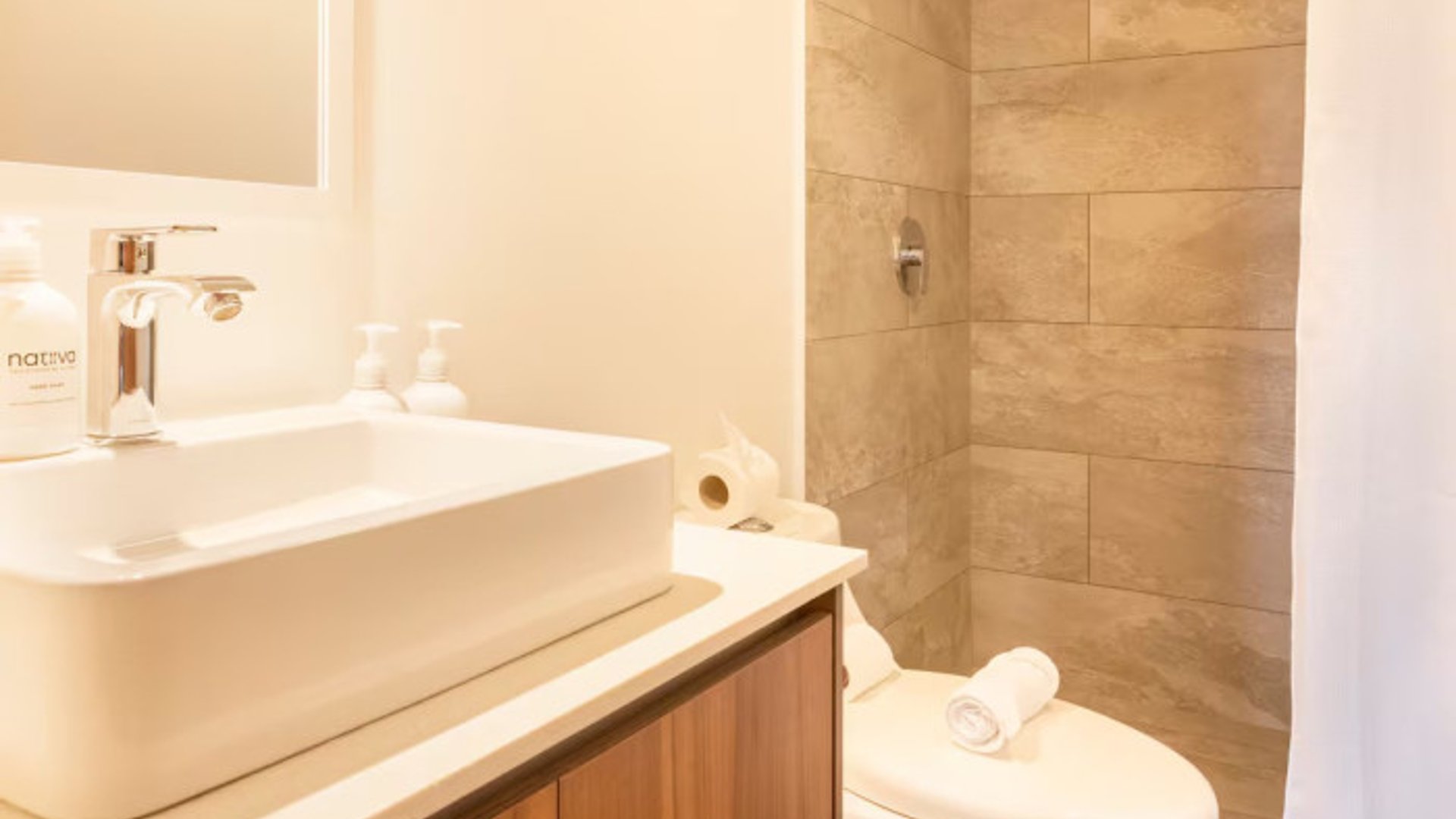 Apartamento en Airbnb en venta en Vidalta Zona 11 - Miniatura 7
