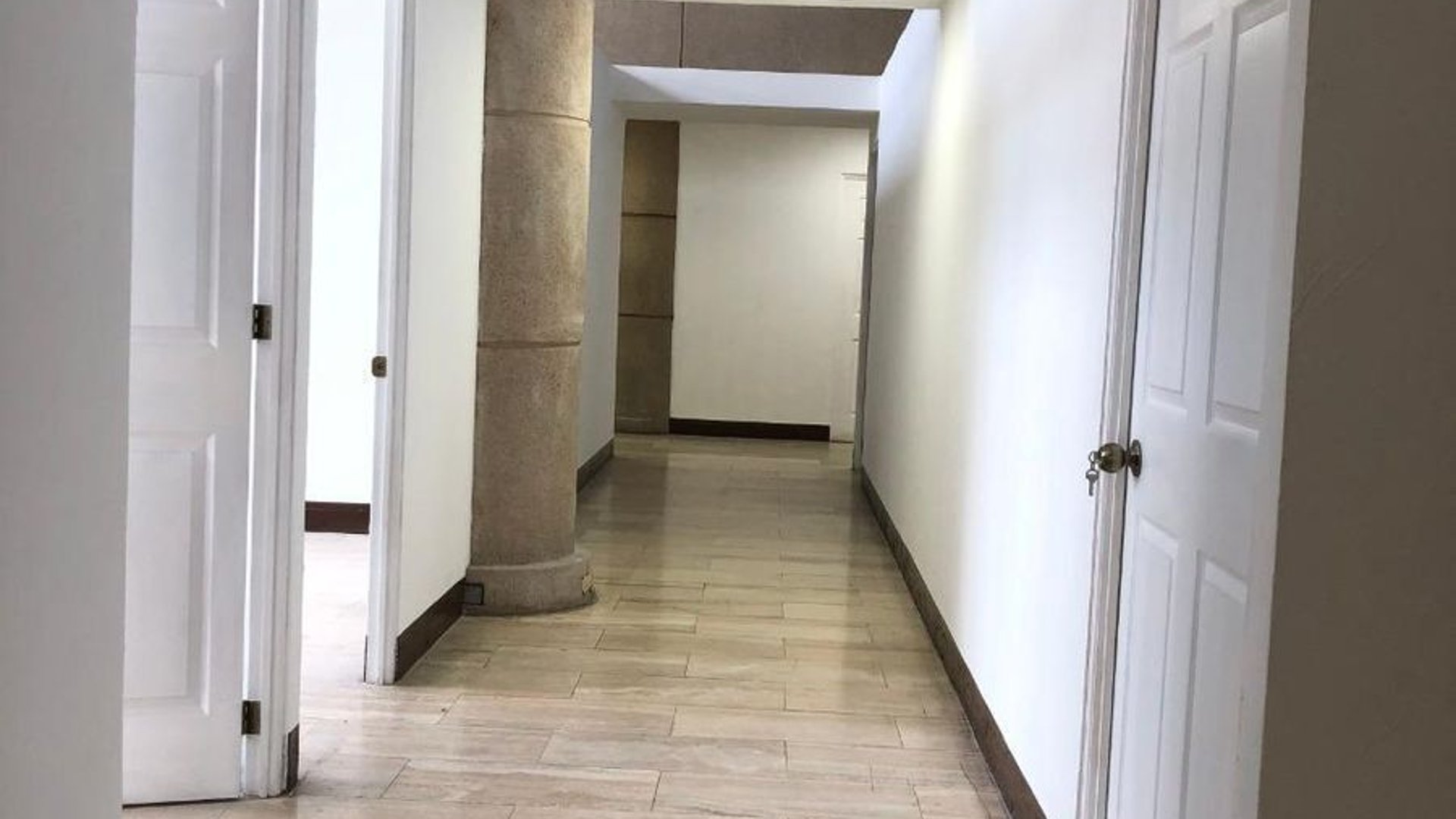 Edificio en ALQUILER en zona 10 - Miniatura 19