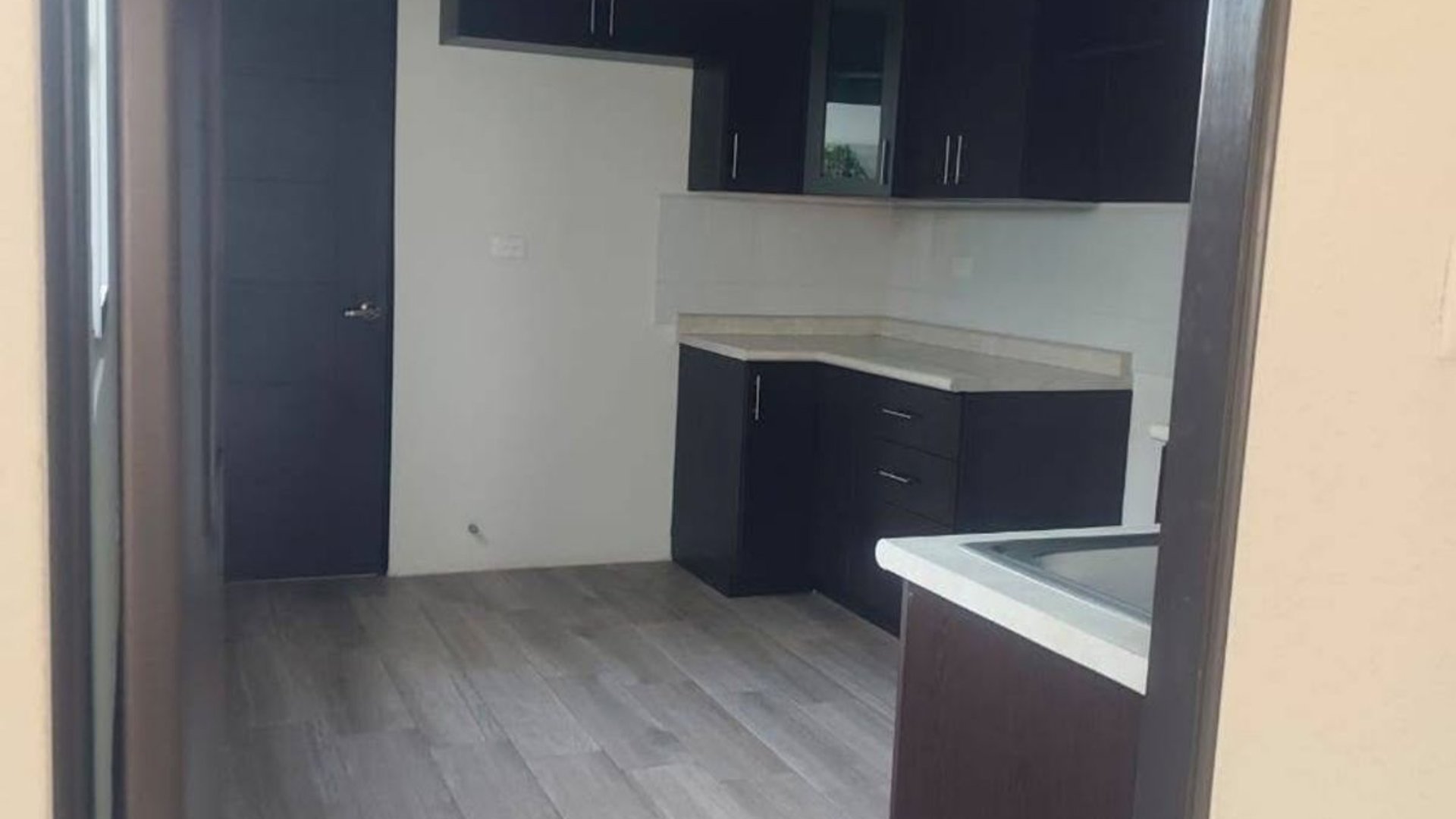 Casa con jardin en venta de 3 habitaciones en San Jose Pinula Ref-5468