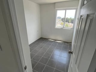 Apartamento en Renta Edificio Berlindo Zona 1 de Mixco - Image 4