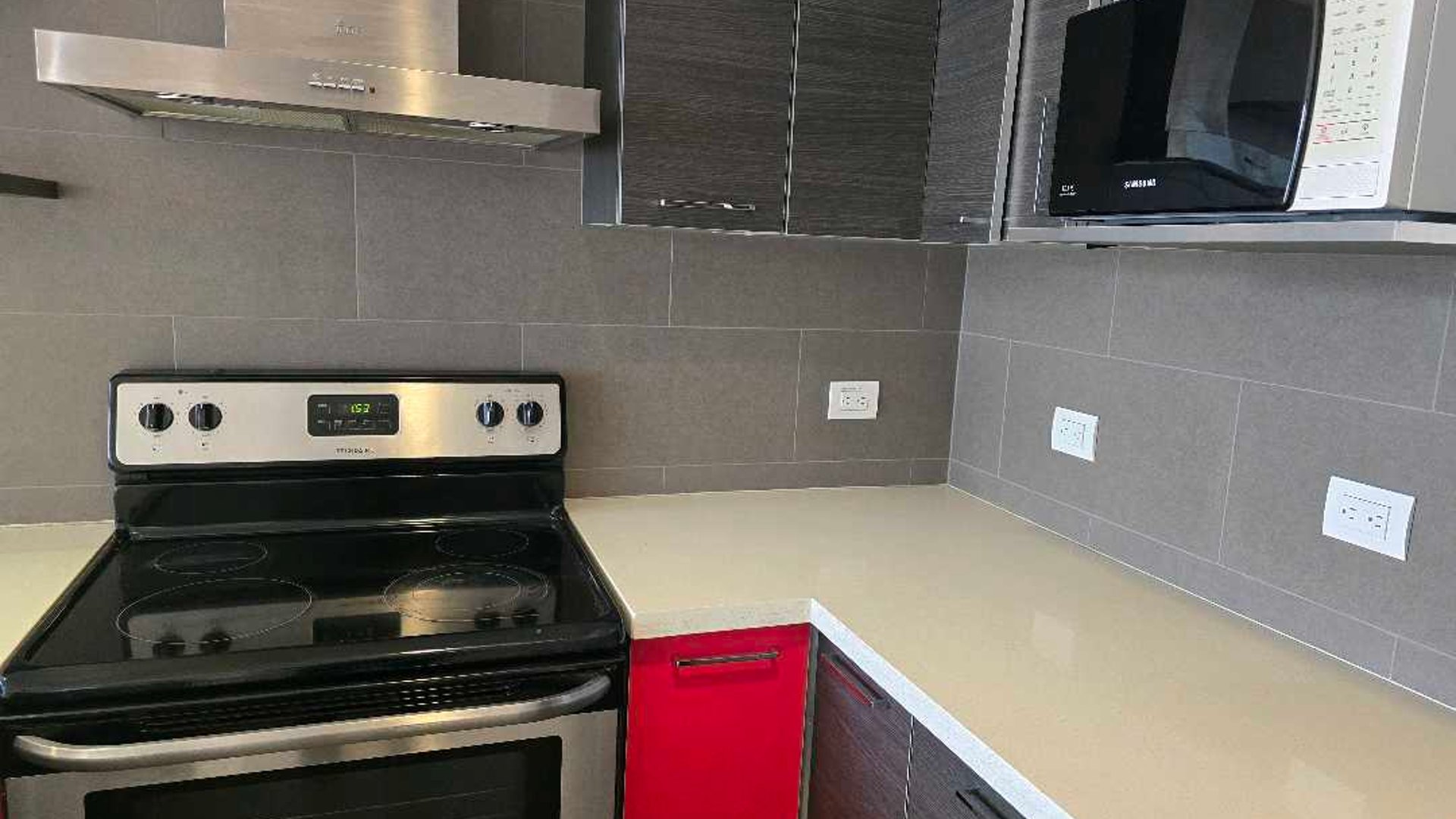 APARTAMENTO EN VENTA ZONA 10 - Miniatura 9