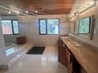 Venta de amplia casa en Km 17.5 Carr. El Salvador, Arrazola III (C) - Image 17