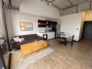 Apartamento para inversión en venta EON zona 10 - Image 1