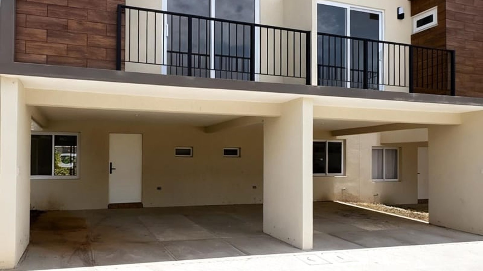 CASA NUEVA EN RENTA