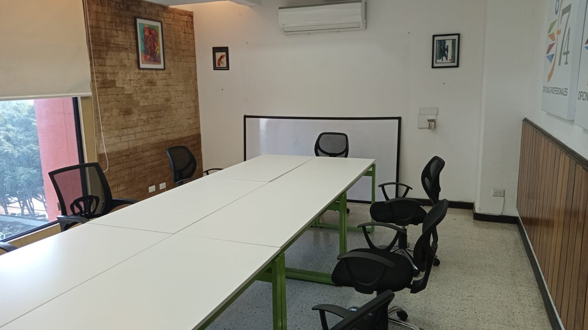 Oficinas en Renta en Edificio 74 zona 9 - Miniatura 3