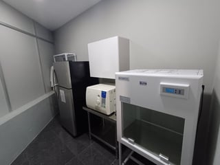  Alquilo Clinicas Medicas Equipadas en Edificio Scena CAES - 3