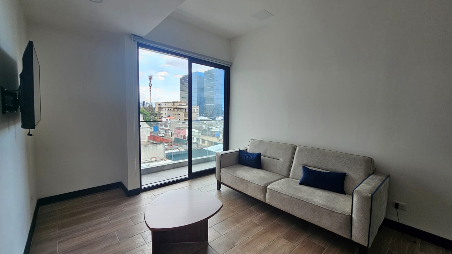 APARTAMENTO EN VENTA EDIFICIO SENSETI 10, Z.10