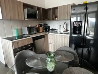 Apartamento en Alquiler Edificio Narama Zona 13 - Image 3