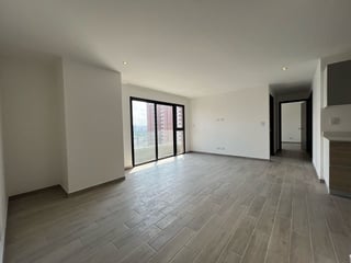 Venta de Apartamento en Parque 10 para inversión de 3 dormitorios  - 2