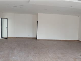 LOCAL COMERCIAL EN RENTA PLAZA AMERICAS ZONA 13 - 3