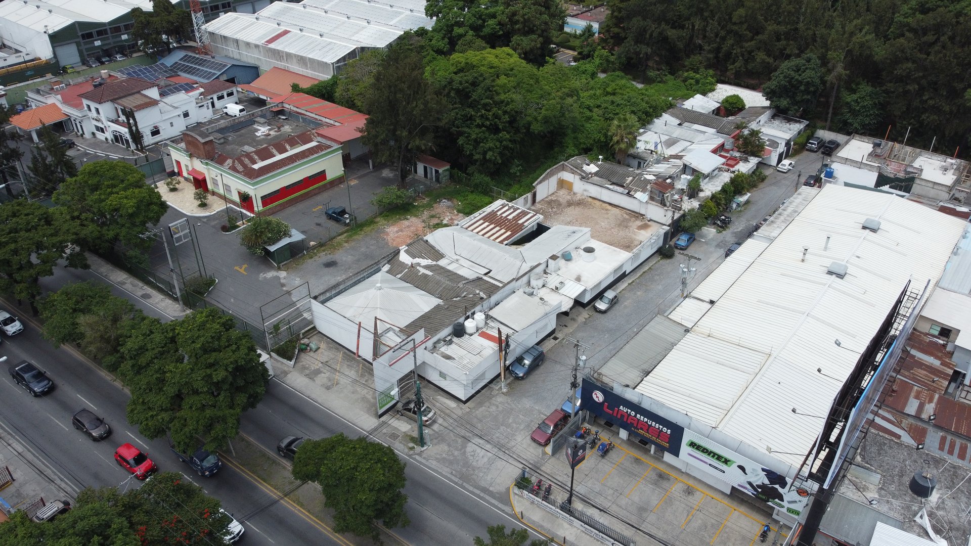 Propiedad Comercial en Alquiler | Avenida Petapa - Image 1