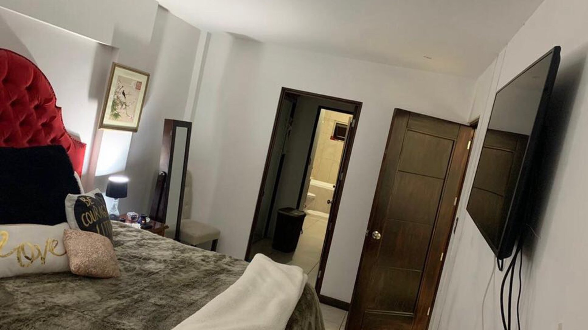 Vendo - Alquilo apartamento en Oakland Zona 10 - Miniatura 8