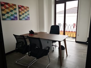 Oficinas coworking en ALQUILER en Cayala - Image 1