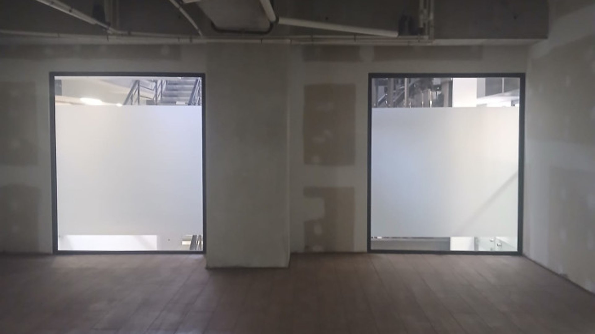 Oficina Comercial en Renta en zona 9 - Miniatura 5