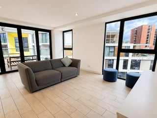 Apartamento de 2 Habitaciones en Renta | QUO, Zona 4 - 2