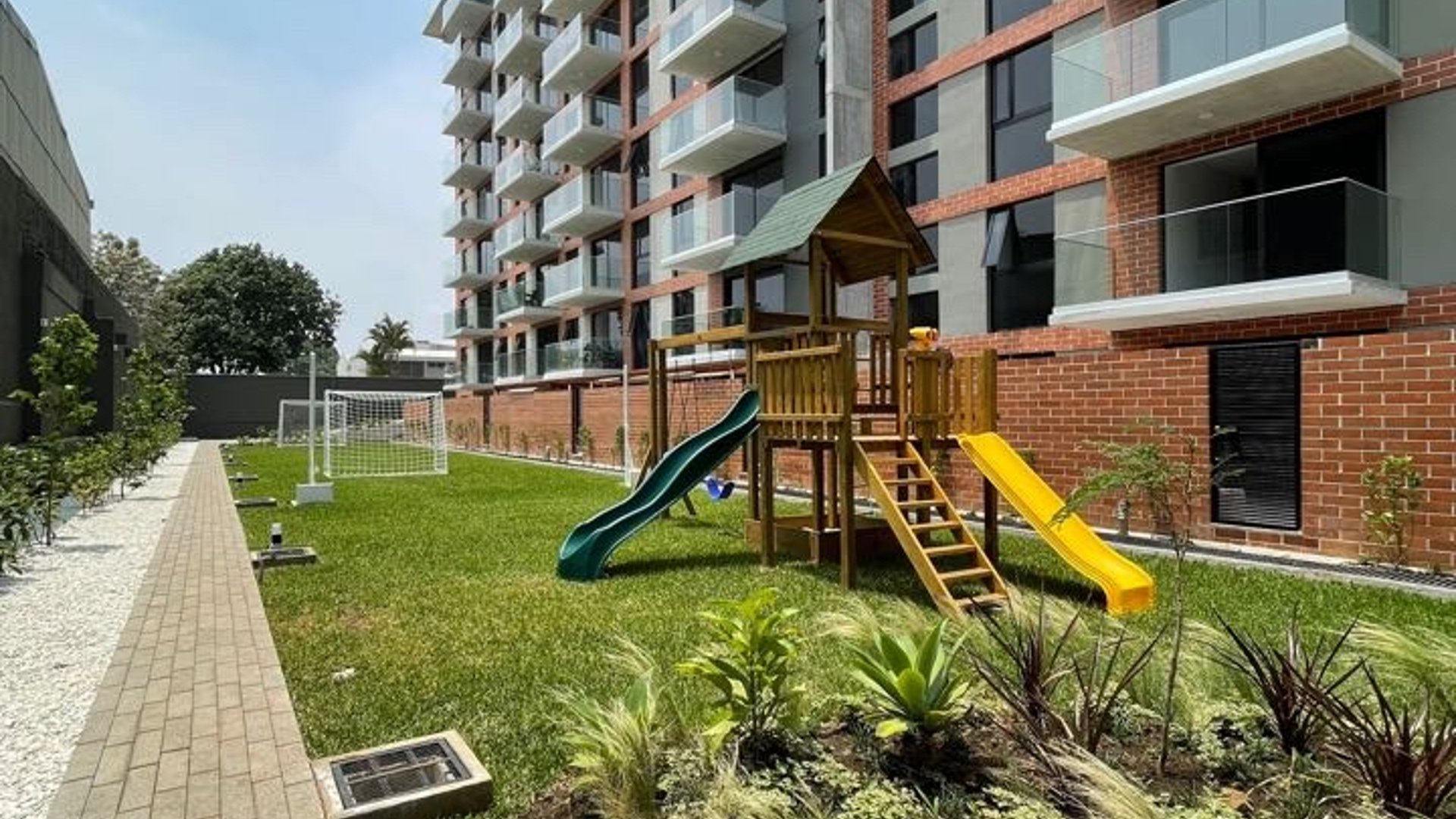 Apartamento en Renta Edificio be14, Zona 14 La Villa - Miniatura 12