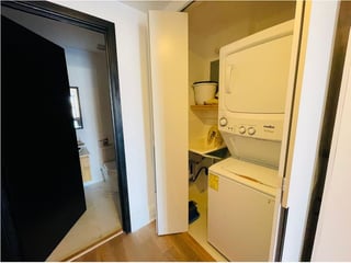 Alquiler de apartamento para estrenar semi-amueblado en zona 05 - Image 7