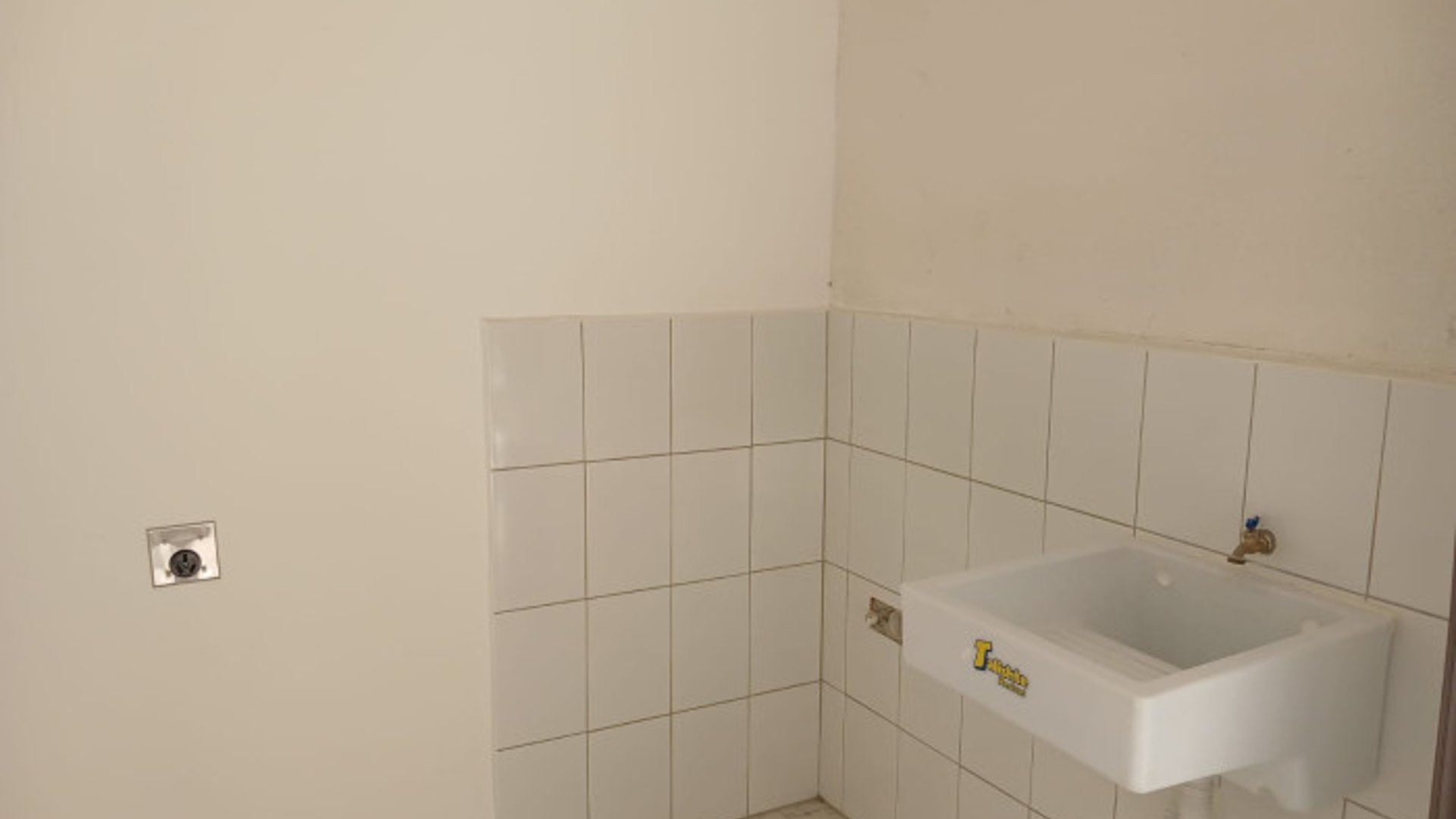 CASA REMODELADA EN VENTA EN ZONA 1 - Miniatura 16