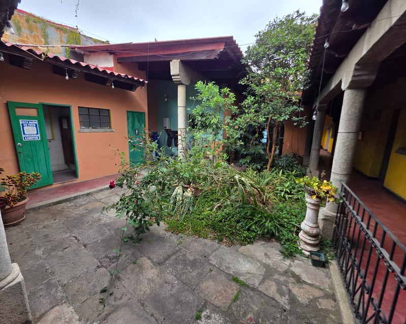 Casa en renta con 7 habitaciones, ideal para inversión zona 2 Ref-5739