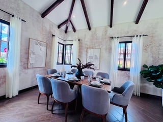Luxurious 4-Bedroom House with Pool and Garden in Alotenango, Guatemala | $1,299,051.40 USD - 2