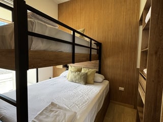 Apartamento Amueblado en venta en Zona 10 Nivel Medio - 5