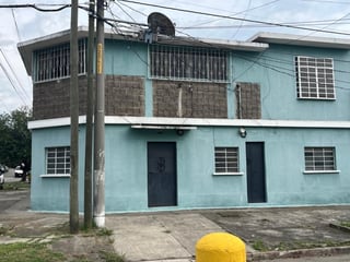 CASA COMERCIAL EN ALQUILER EN LA REFORMITA ZONA 12 - 2