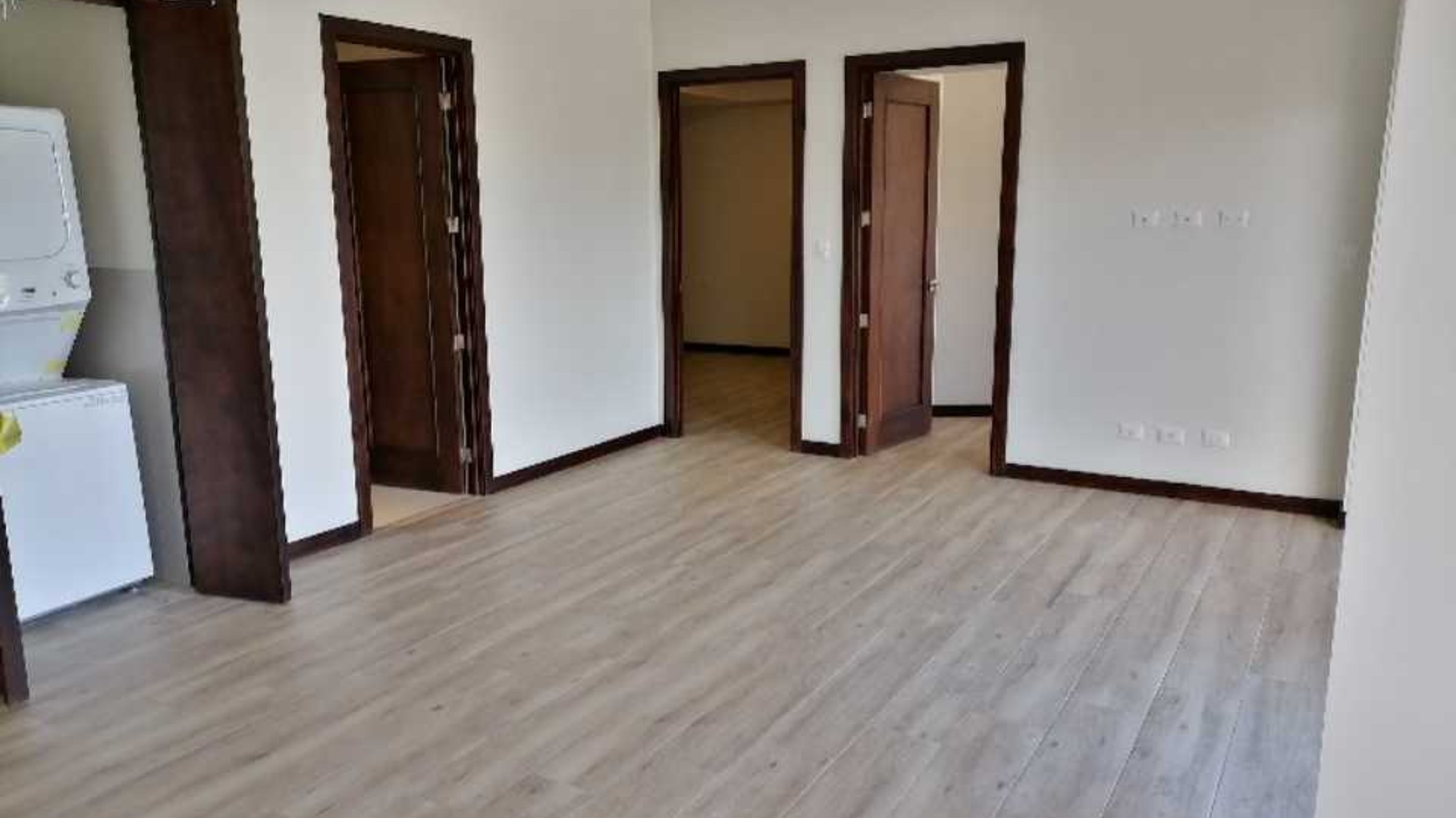 Apartamento en zona 15 Alquilo - Image 1