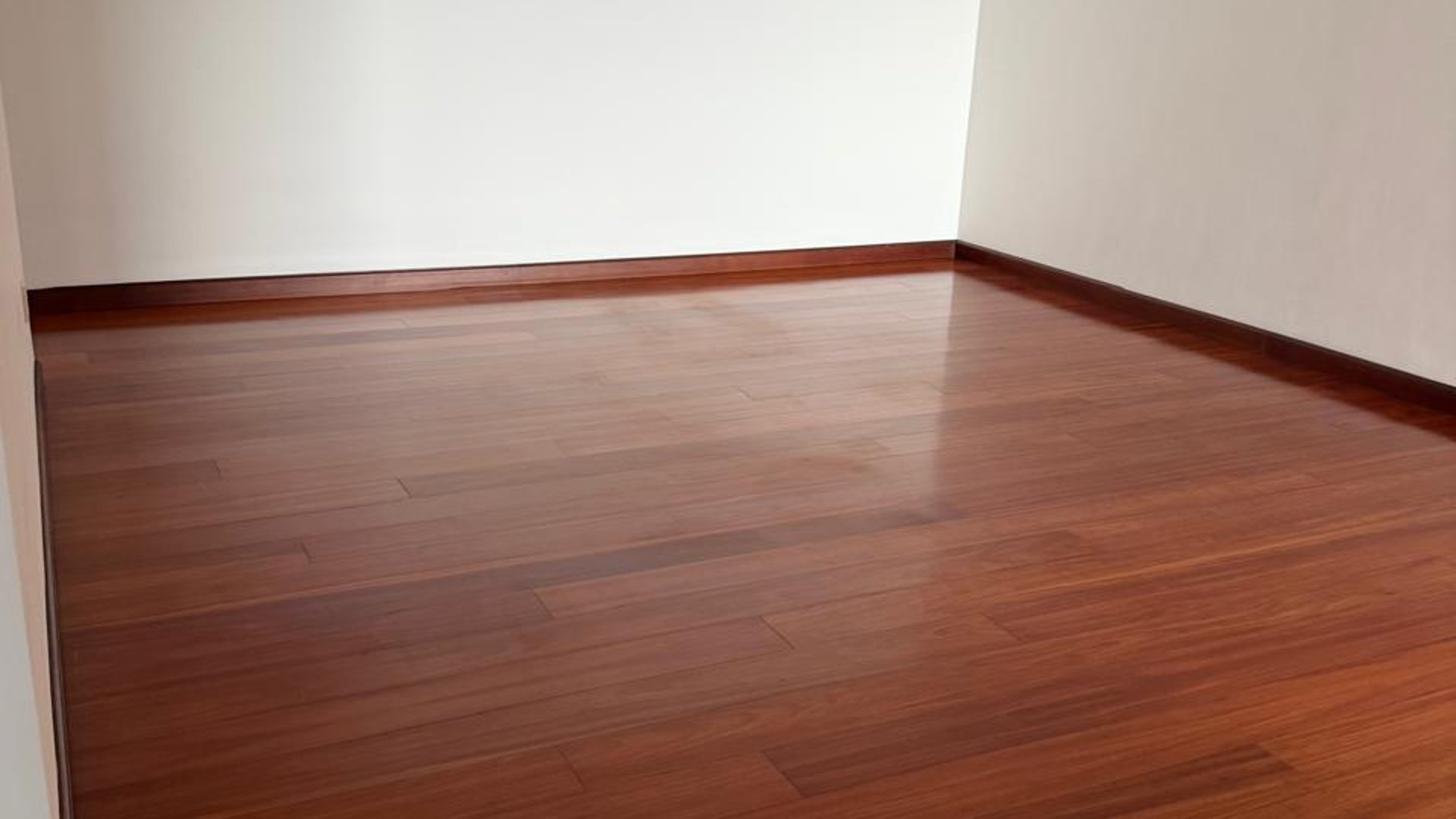 Apartamento en renta zona 14 / Bellagio - Miniatura 4