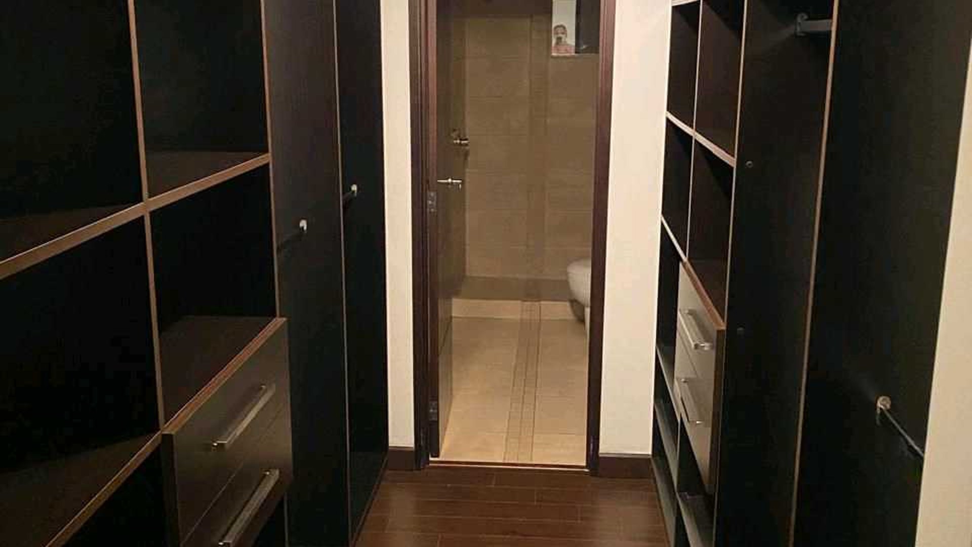 APARTAMENTO EN ALQUILER ???? Edificio Attica I , Zona 14 - Miniatura 6