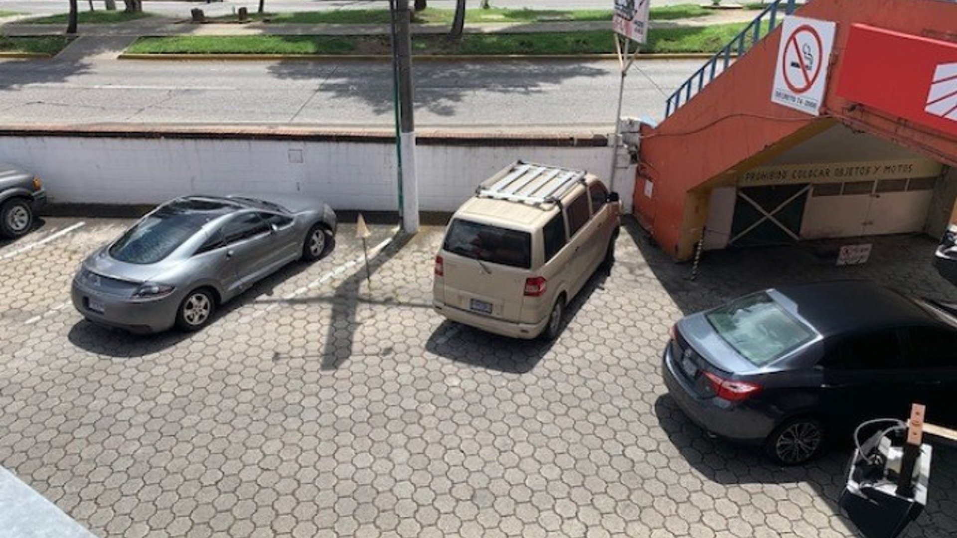 Local Comercial en Renta en Centro Comercial Zona 5 - Miniatura 7