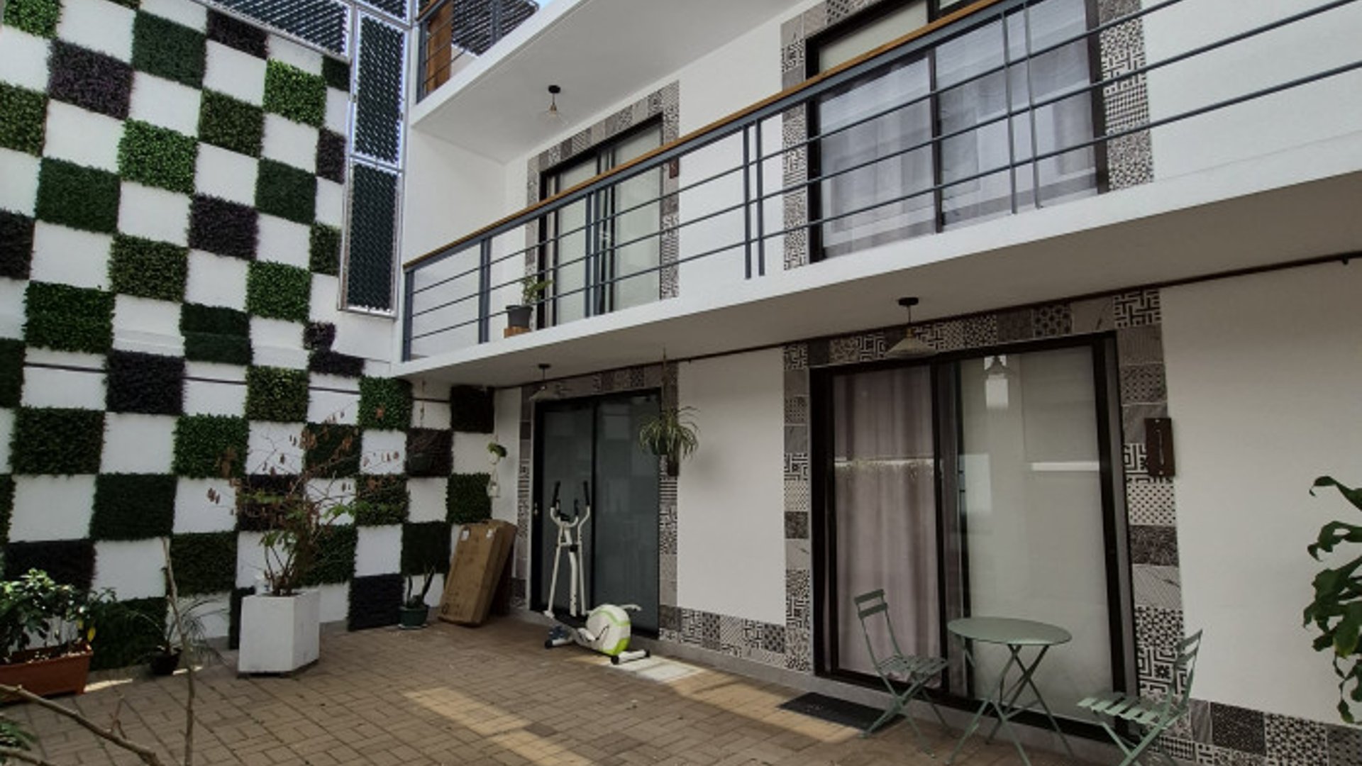 RENTA APARTAMENTO AMUEBLADO TIPO ESTUDIO ZONA 15 VH1