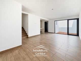 Casa en venta en Serena de Arrazola, Fraijanes (CAES) de esquina, 3 habitaciones - 5