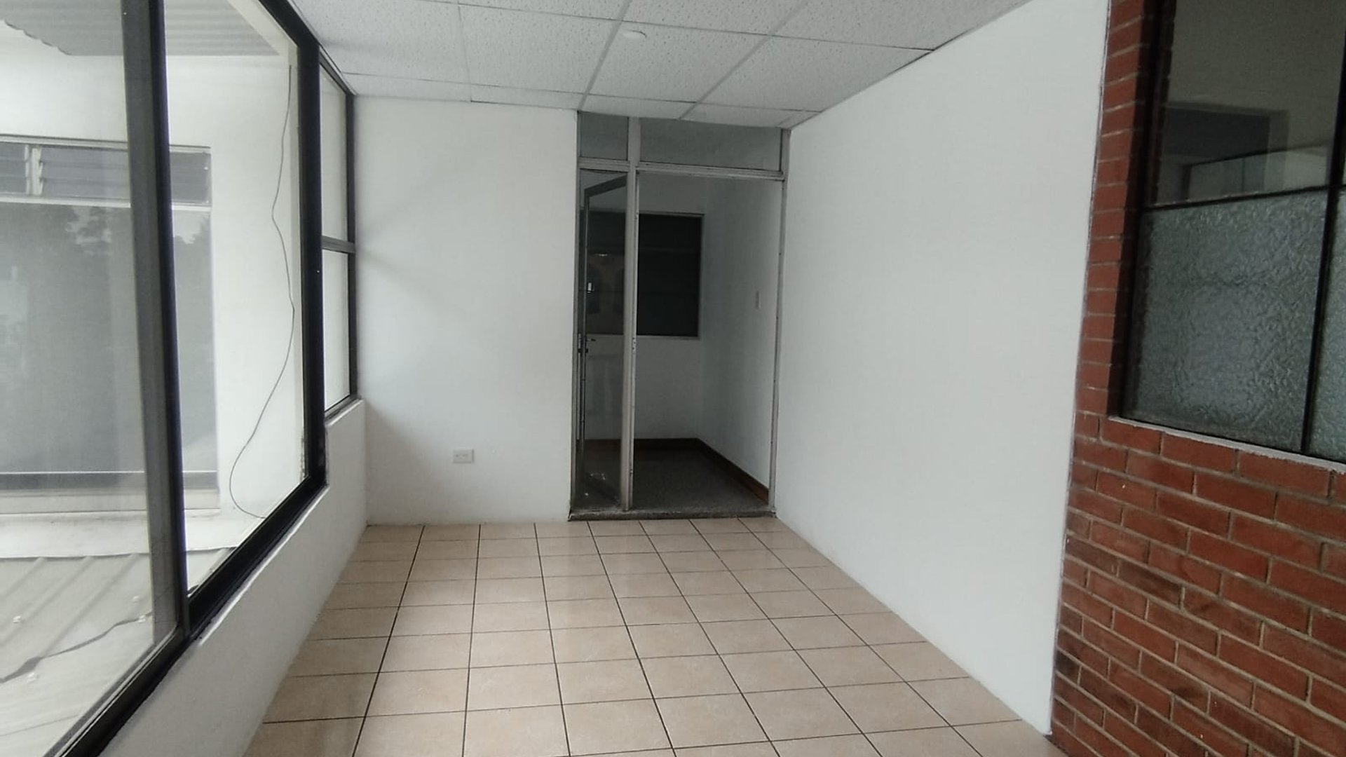 ???? APARTAMENTO EN RENTA – 2 HAB + ESTUDIO | VH3 | ZONA 15 - Miniatura 9