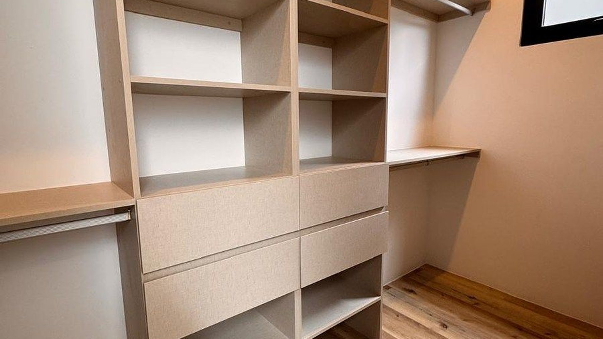 Casa en Renta en Lugana de San Isidro, Zona 16 - Miniatura 6
