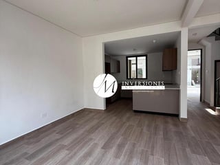 Casa en Renta en Zona 16 de 3 Dormitorios - Image 2