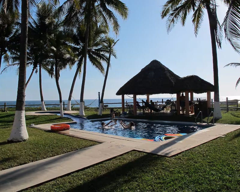 VENTA TERRENO FRENTE A PLAYA USD 25/vr2 MONTERRICO