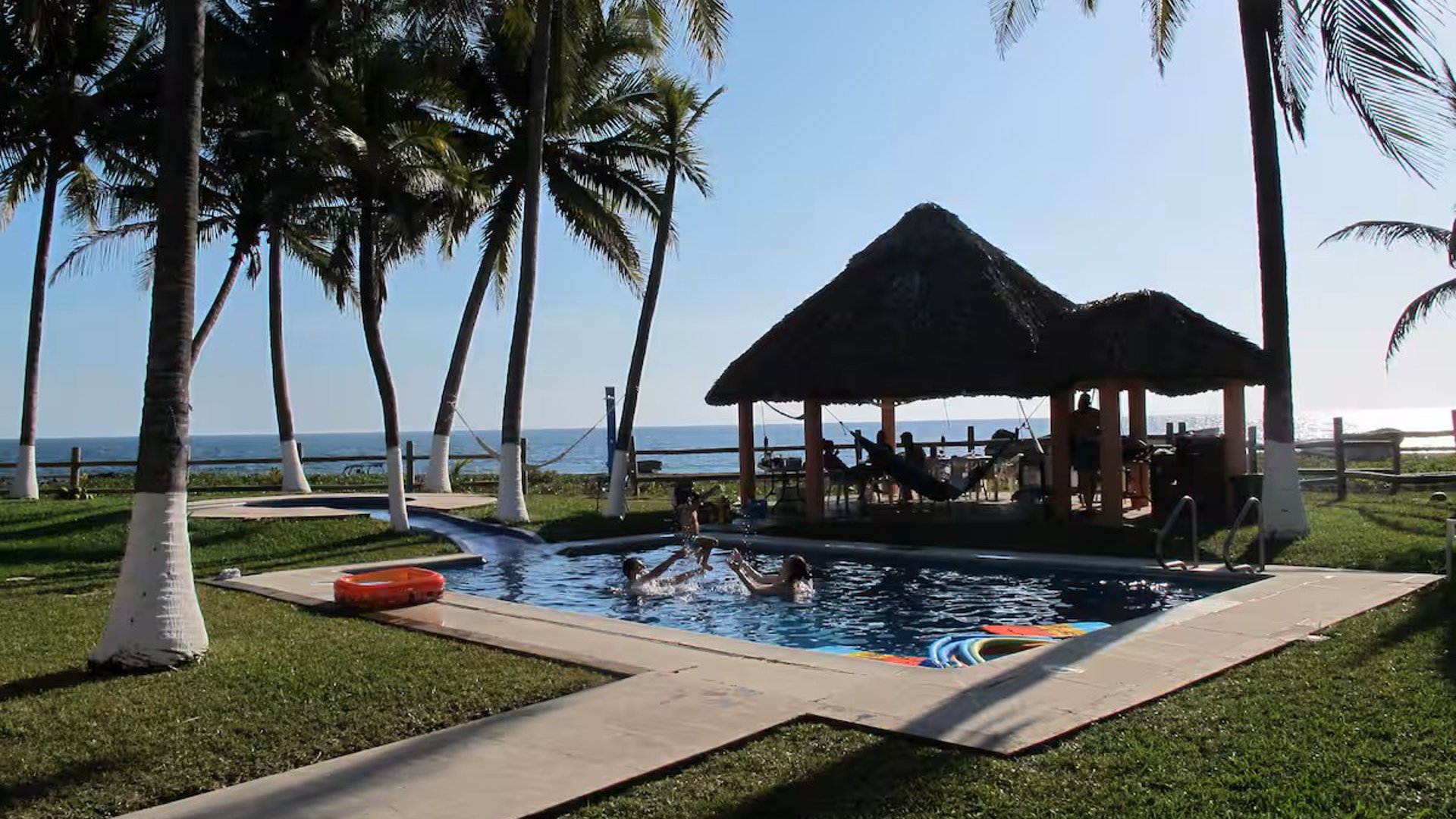 VENTA TERRENO FRENTE A PLAYA USD 25/vr2 MONTERRICO