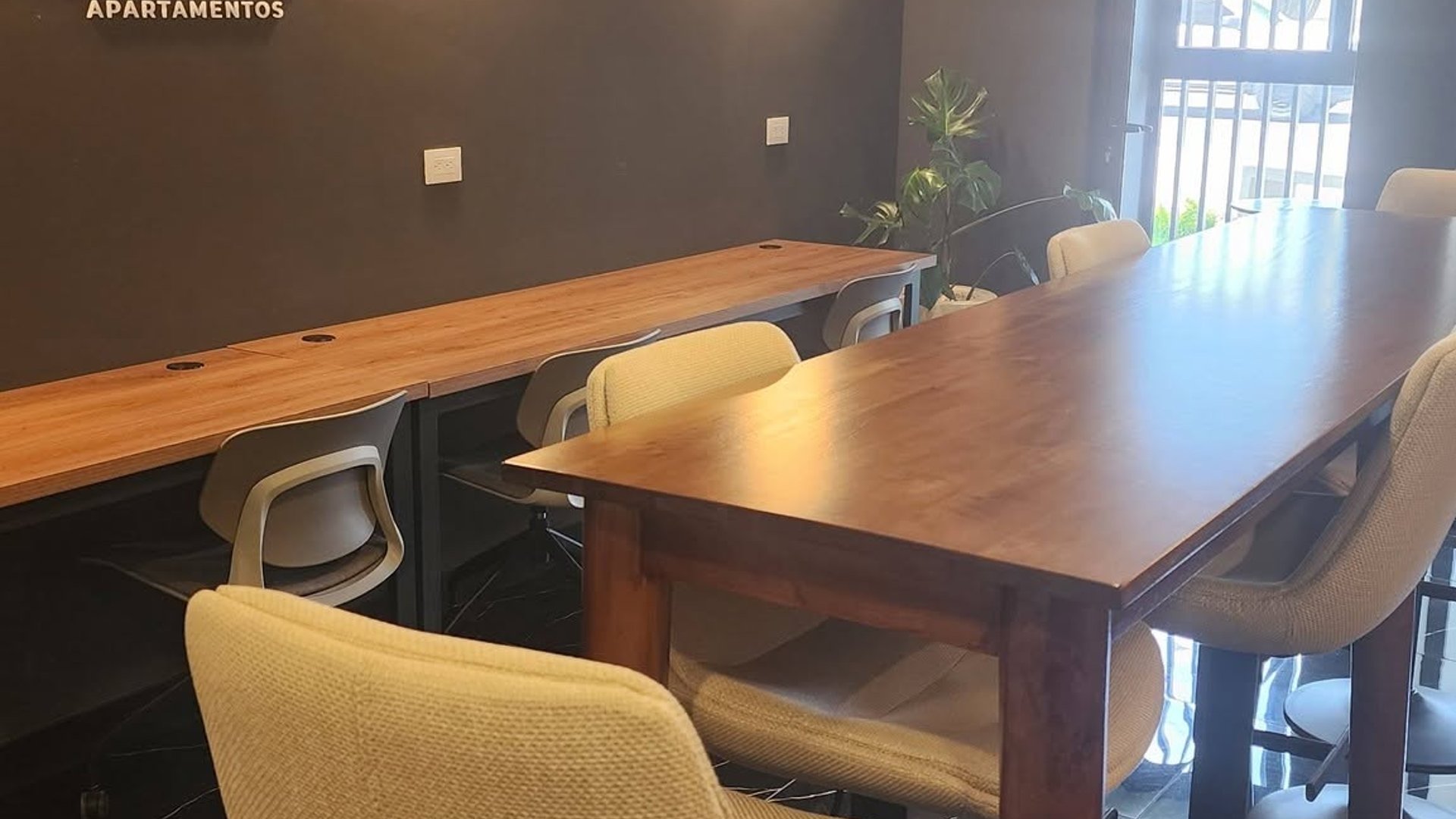 Apartamento amplio en alquiler ARMONIA, Zona 12 - Miniatura 15