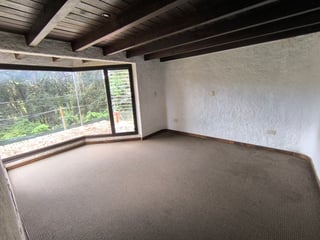 "El Hogar que Siempre Soñaste: Tranquilidad, Naturaleza, Diseño" - Image 26