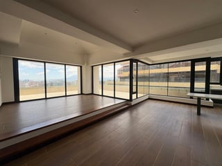 Penthouse en Venta Edificio Milenia, zona 10  - 4