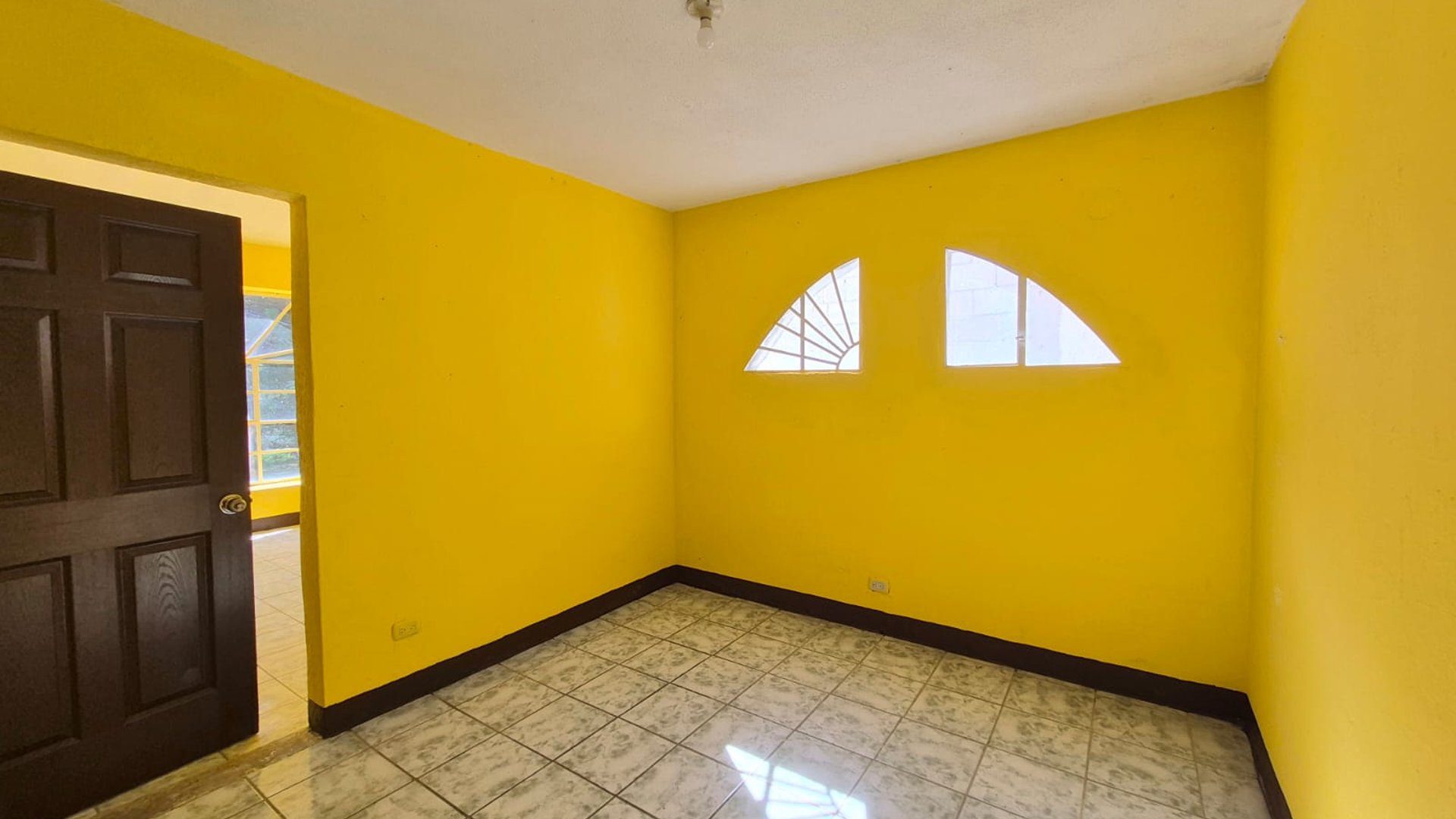 VENTA Casa Zona 2 de San Lucas Sacatepéquez - Miniatura 11
