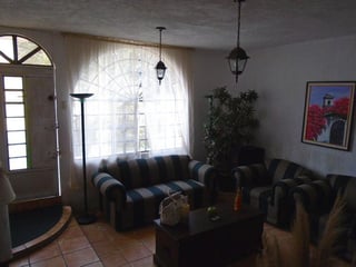 CASA EN VENTA SANTA LUCIA MILPAS ALTAS - 5