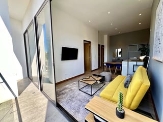 Apartamento Amueblado en Venta Edificio AOKI, zona 14 N7 - 5