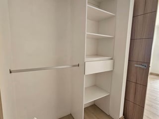 APARTAMENTO EN RENTA EN ZONA 12 - Image 6