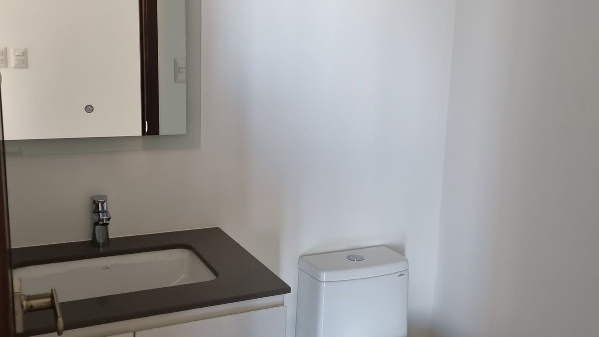 APARTAMENTO EN ALQUILER EN ZONA 15 SAN LAZARO - Miniatura 19