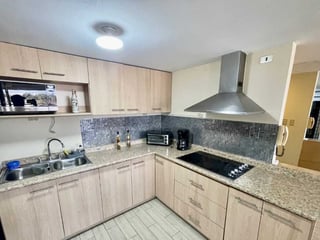 Alquilo o Vendo  apartamento en zona 9 amueblado y equipado - 5