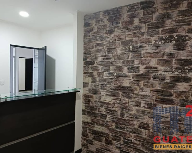 Oficina en Renta, Zona 10 (R9616)