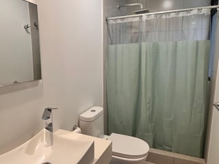 Precioso apartamento de 2 niveles con jardín en ZEN zona 16 - Image 7