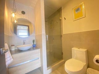 Renta de apartamento amueblado en zona 10 - 1 habitacion Ref-5996 - 4